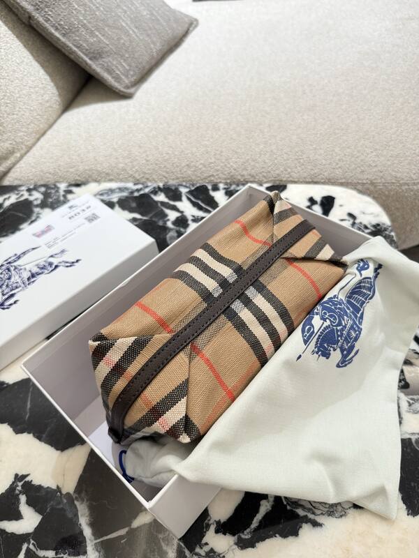 Burberry Brown shoulder bag — AAA Quality Replica