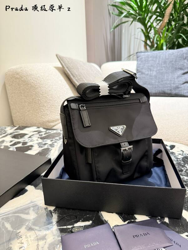Prada Black 25x18x10cm shoulder bag — Top Quality Replica