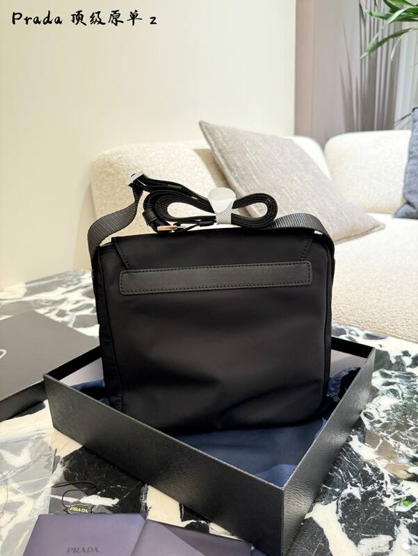 Prada Black 25x18x10cm shoulder bag — Top Quality Replica