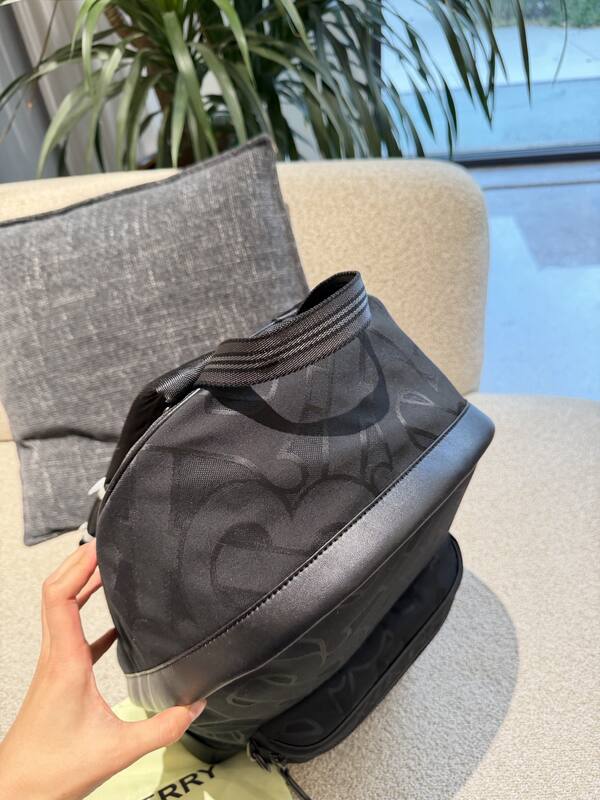Burberry Monogram shoulder bag — Premium Replica