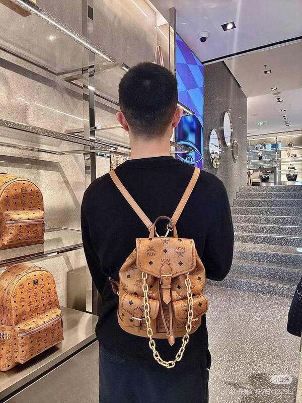 MCM Visetos 25x18x10cm shoulder bag — 1:1 Replica