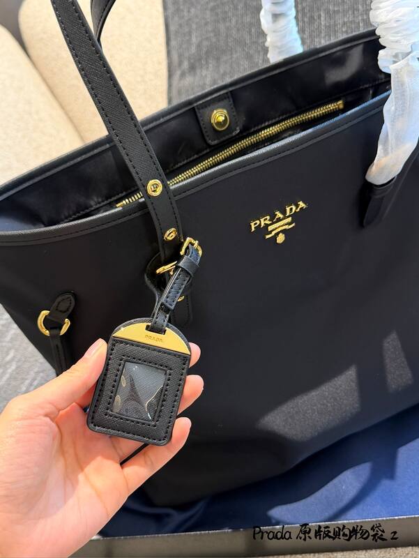 Prada Black 40x30x16cm shoulder bag — 1:1 Replica