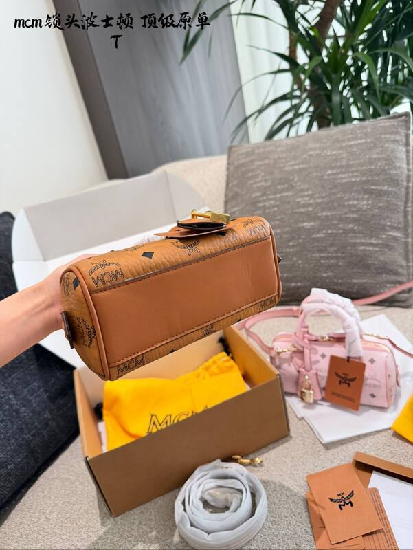 MCM Visetos shoulder bag — Premium Replica