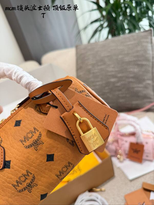MCM Visetos shoulder bag — Premium Replica