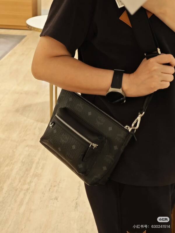 MCM Visetos shoulder bag — Top Quality Replica