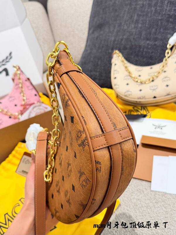 MCM Monogram 25x18x10cm shoulder bag — AAA Quality Replica