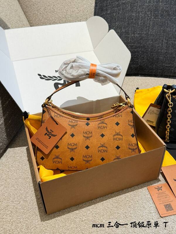 MCM Visetos 25x18x10cm shoulder bag — Premium Replica