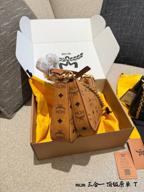 MCM Visetos 25x18x10cm shoulder bag — Premium Replica