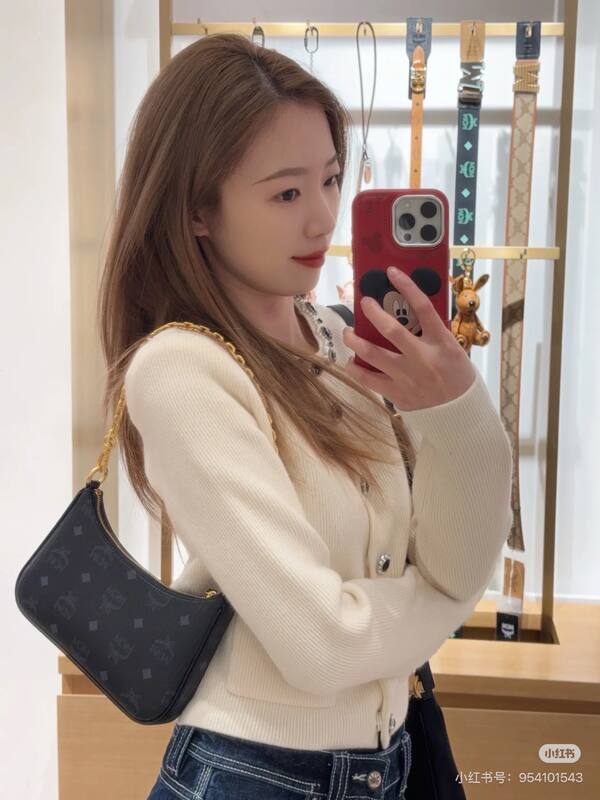 MCM Visetos 25x18x10cm shoulder bag — AAA Quality Replica