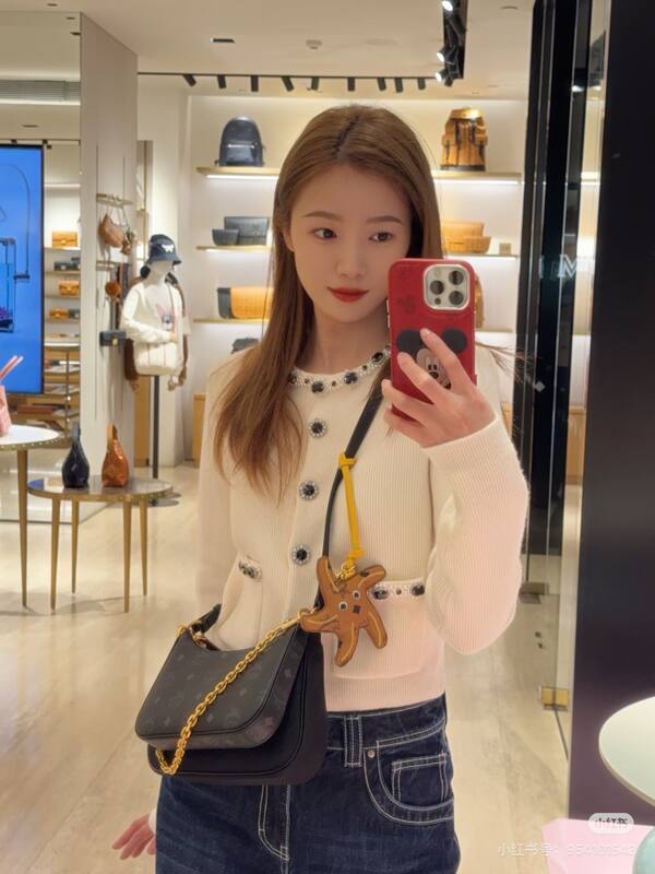 MCM Visetos 25x18x10cm shoulder bag — AAA Quality Replica