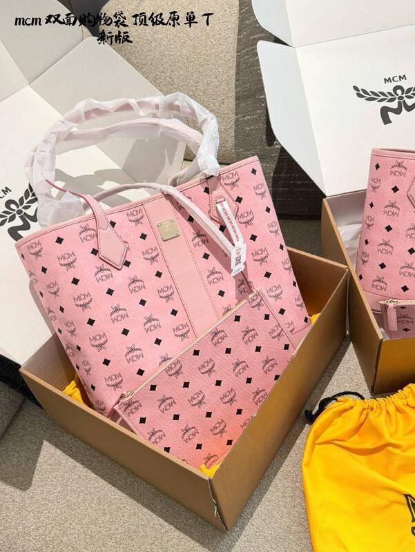 MCM Monogram shoulder bag — Premium Replica