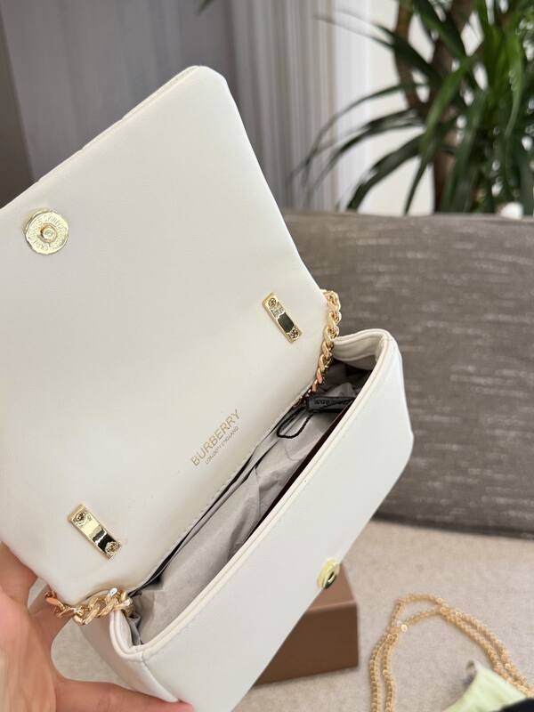 Burberry White shoulder bag — Top Quality Replica