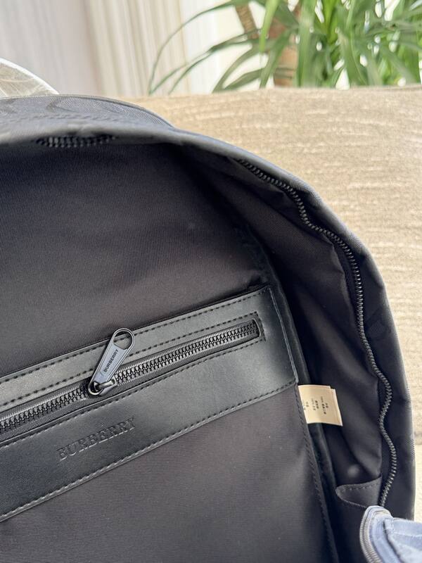 Burberry Monogram shoulder bag — AAA Quality Replica