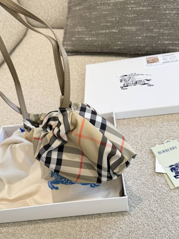 Burberry shoulder bag — AAA Quality Replica
