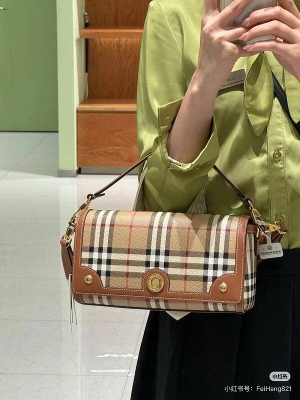 Burberry Brown shoulder bag — Top Quality Replica