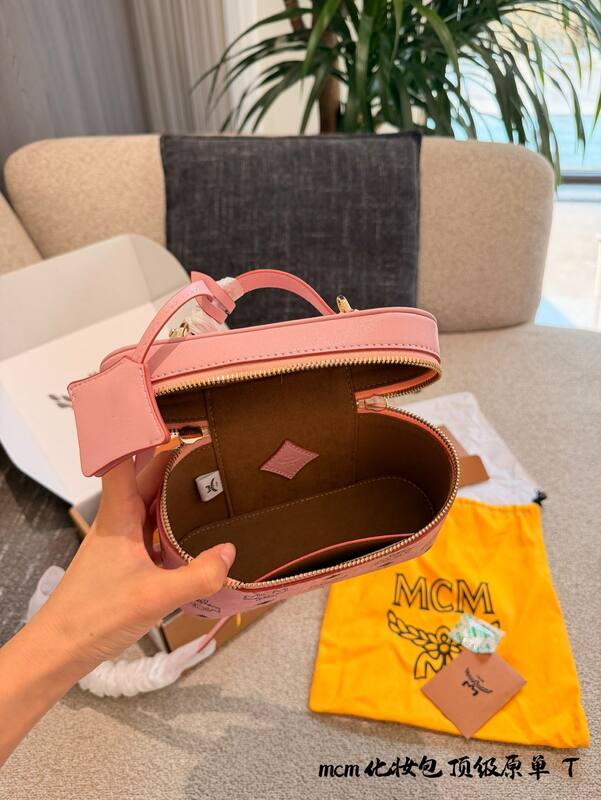 MCM Monogram shoulder bag — Top Quality Replica