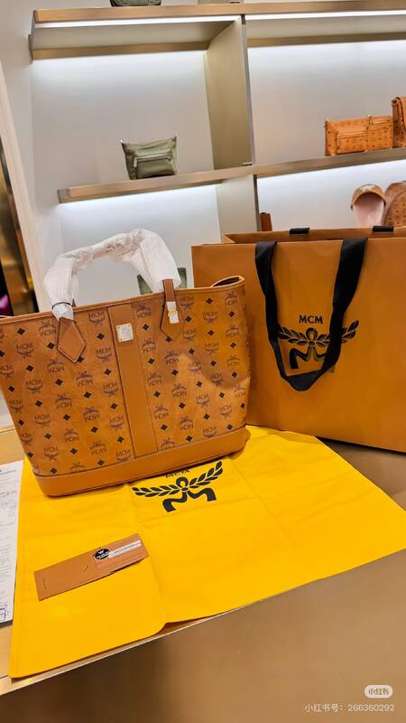 MCM Toni Visetos shoulder bag — AAA Quality Replica