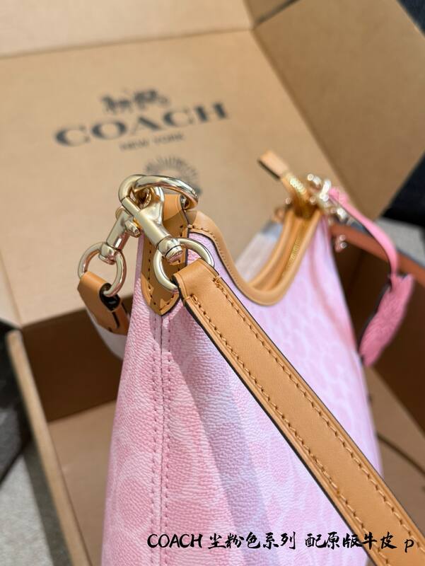 Coach Pink shoulder bag — 1:1 Replica