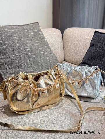 Coach Gold 18x12cm shoulder bag AAA Quality Replica