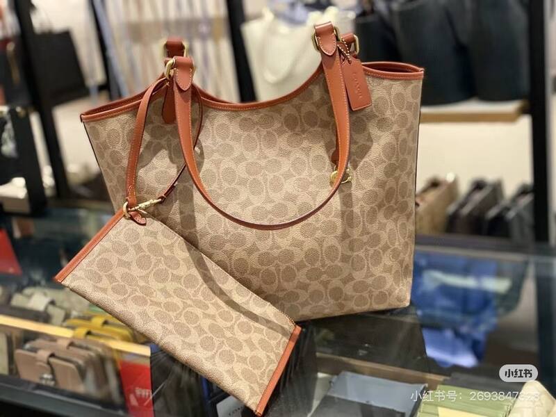 Coach Brown 40x30x16cm shoulder bag — Top Quality Replica