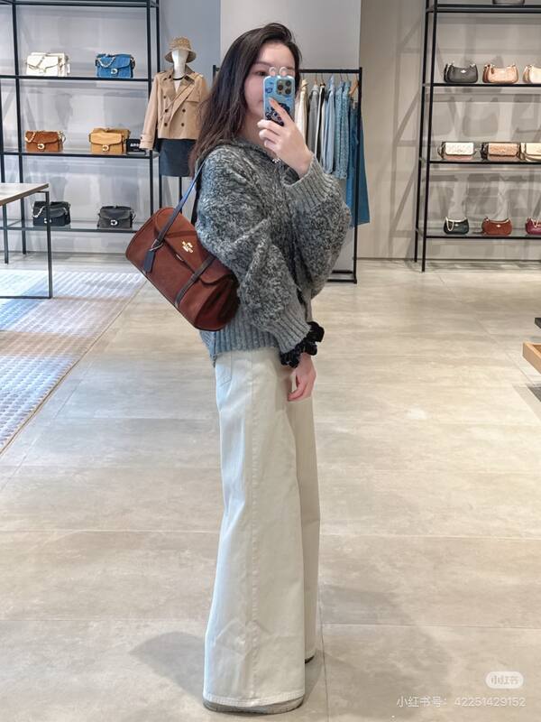 Coach Monogram shoulder bag — Premium Replica