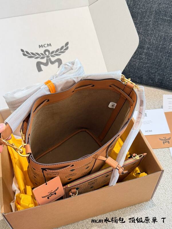 MCM Visetos shoulder bag — Premium Replica