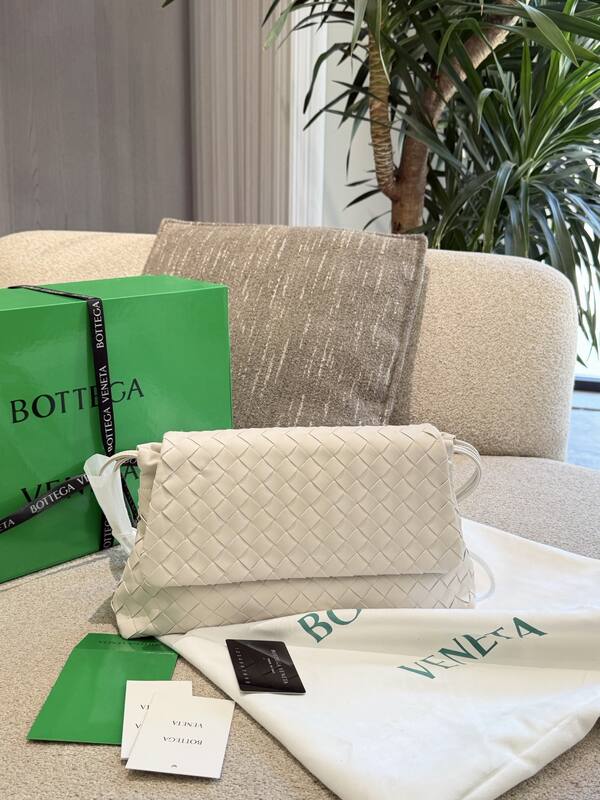 Bottega Veneta shoulder bag — Premium Replica