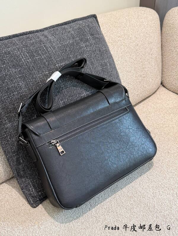 Prada Black shoulder bag — Top Quality Replica