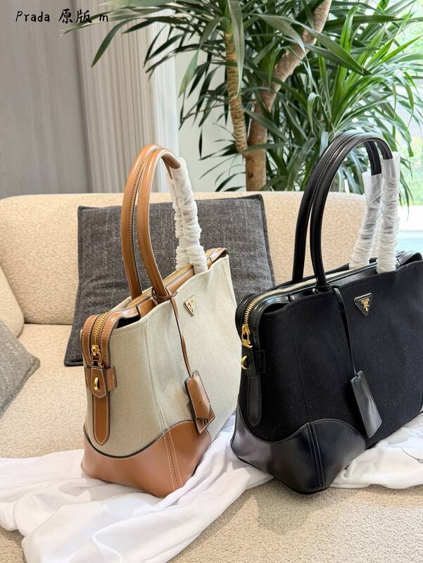 Prada Black 30x22x12cm shoulder bag — Top Quality Replica