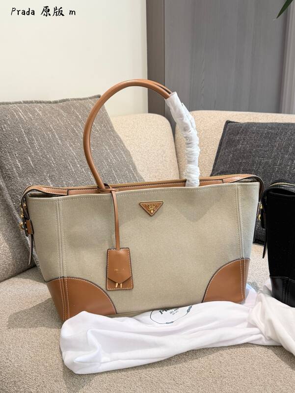 Prada Black 30x22x12cm shoulder bag — Top Quality Replica