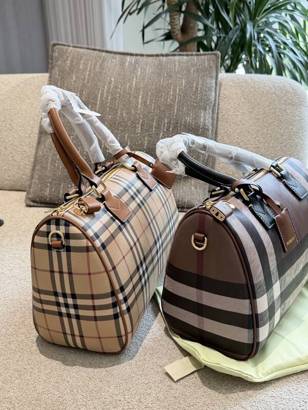 Burberry Brown shoulder bag — 1:1 Replica