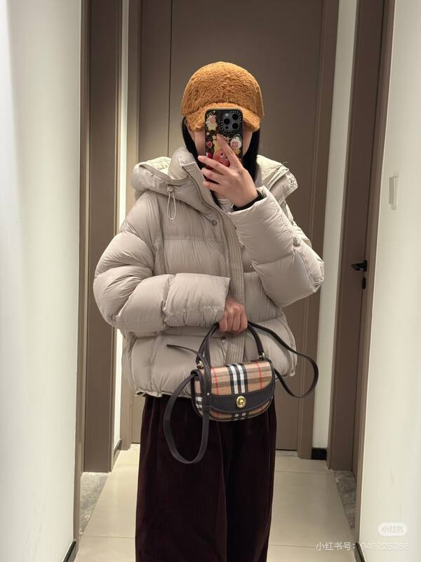 Burberry Brown 25x18x10cm shoulder bag — AAA Quality Replica