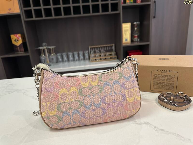 Coach Monogram shoulder bag — AAA Quality Replica