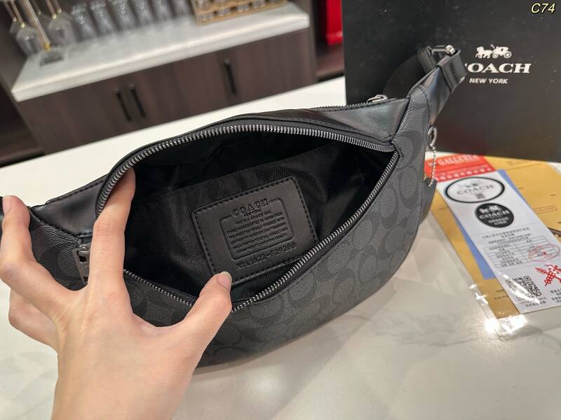 Coach Black shoulder bag — Top Quality Replica