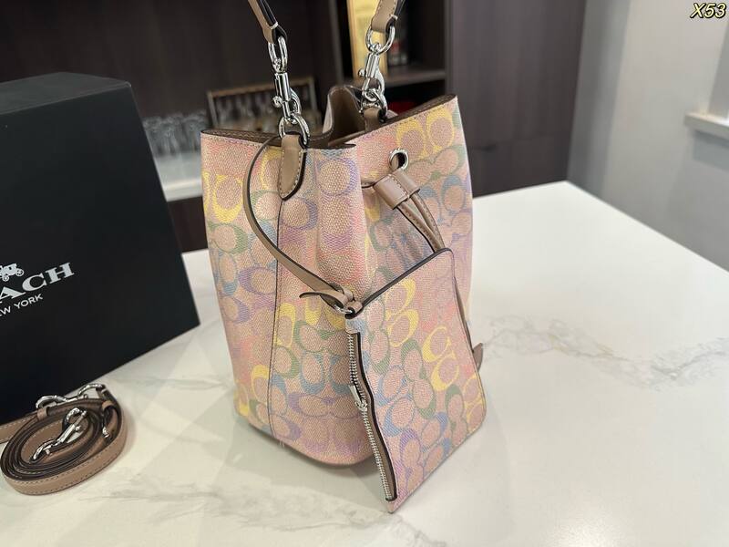 Coach Monogram shoulder bag — Top Quality Replica