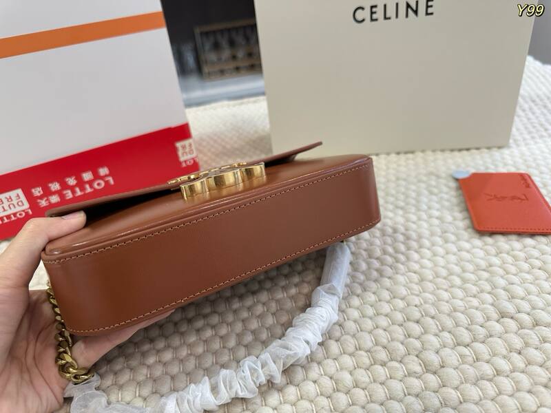 Celine Triomphe Caramel brown leather shoulder bag — Top Quality Replica