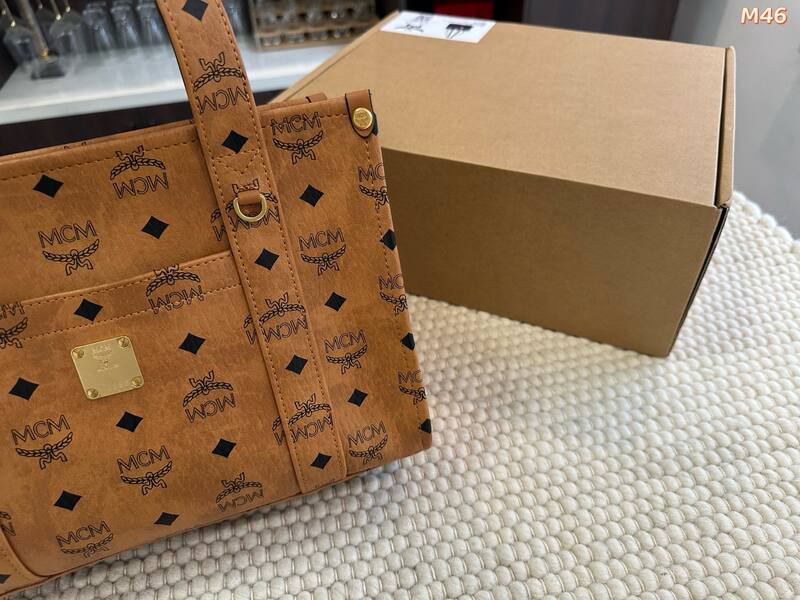 MCM Monogram 25x18x10cm shoulder bag — Premium Replica