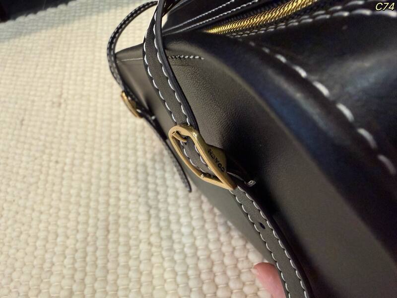 Coach Black shoulder bag — AAA Quality Replica