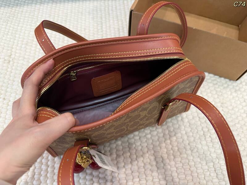 Coach Brown shoulder bag — Premium Replica