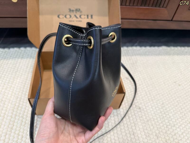 Coach Black 25x18x10cm shoulder bag — Top Quality Replica