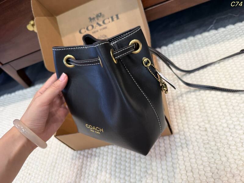 Coach Black 25x18x10cm shoulder bag — Top Quality Replica