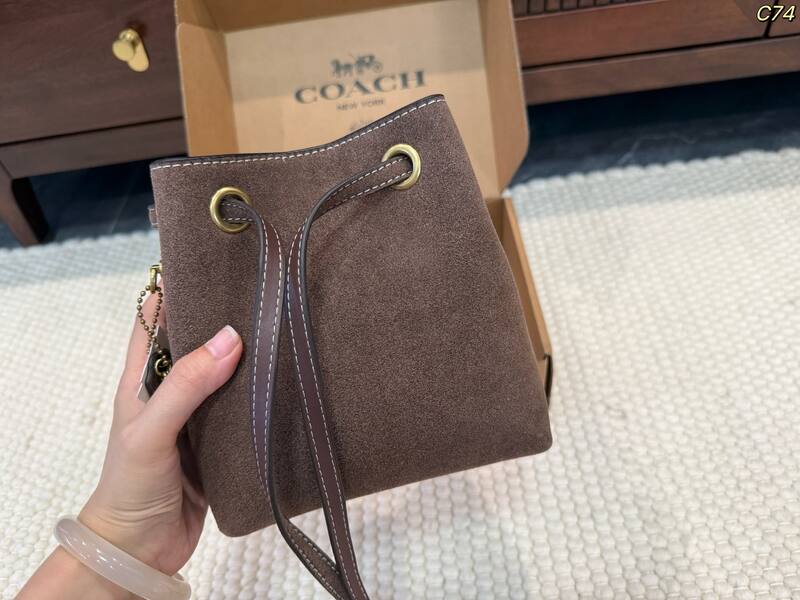 Coach Brown shoulder bag — AAA Quality Replica