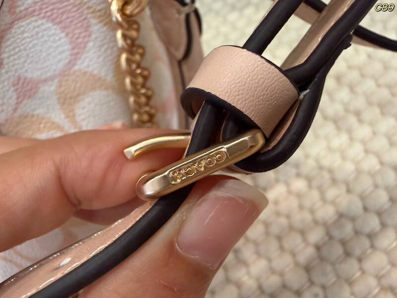 Coach Monogram 25x18x10cm shoulder bag — 1:1 Replica