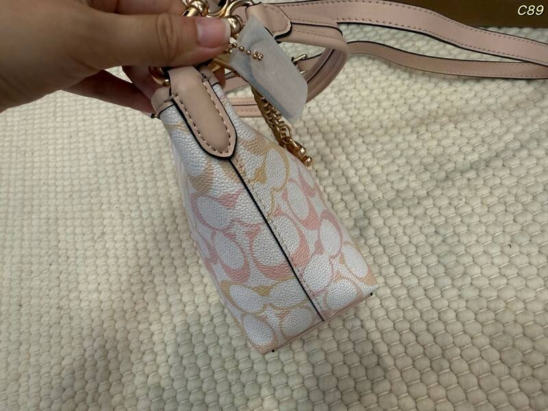 Coach Monogram 25x18x10cm shoulder bag — 1:1 Replica