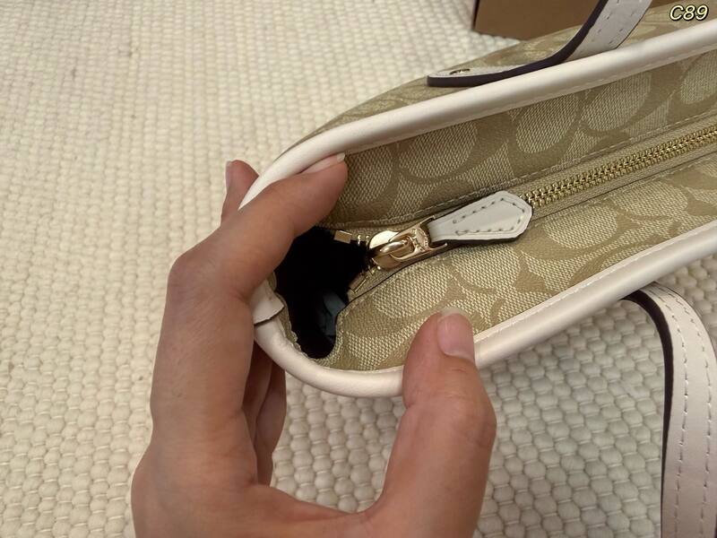 Coach Monogram shoulder bag — AAA Quality Replica