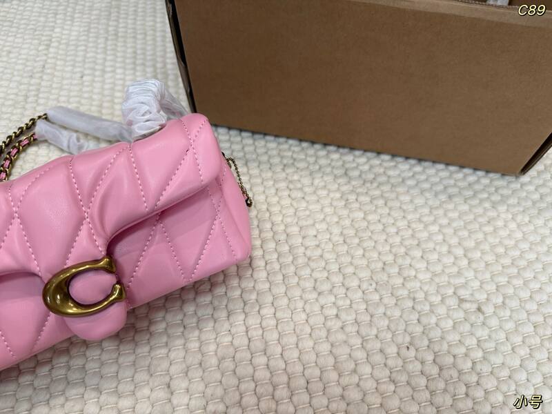 Coach Pink 25x18x10cm shoulder bag — Top Quality Replica