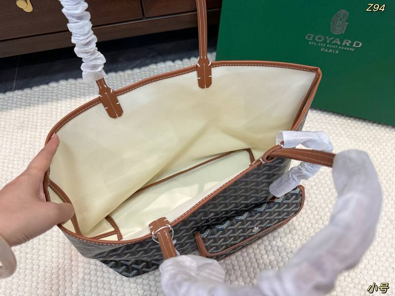 Goyard Brown 25x18x10cm shoulder bag — 1:1 Replica