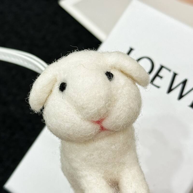 Loewe White shoulder bag — 1:1 Replica