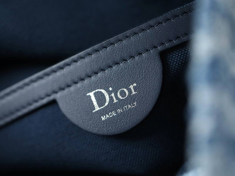 Dior Blue Oblique large tote — AAA Quality Replica