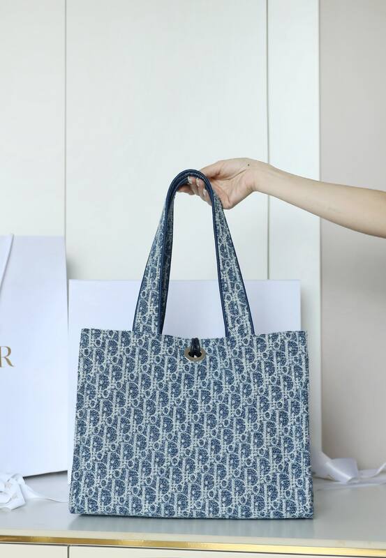 Dior Blue Oblique large tote — AAA Quality Replica